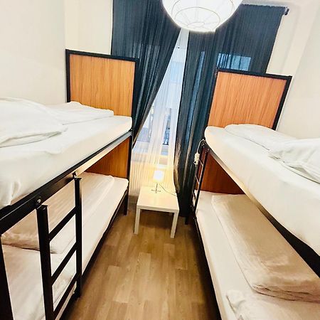Happy Hostel In Centrum Πράγα Εξωτερικό φωτογραφία